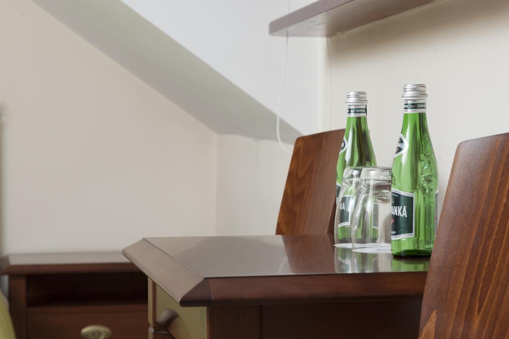 Dworek Bialy Domek Smardzewice Room photo