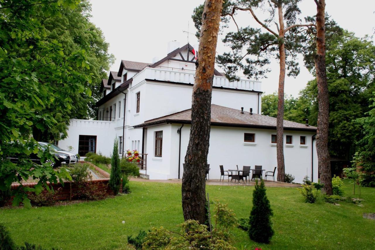 Dworek Bialy Domek Smardzewice Exterior photo